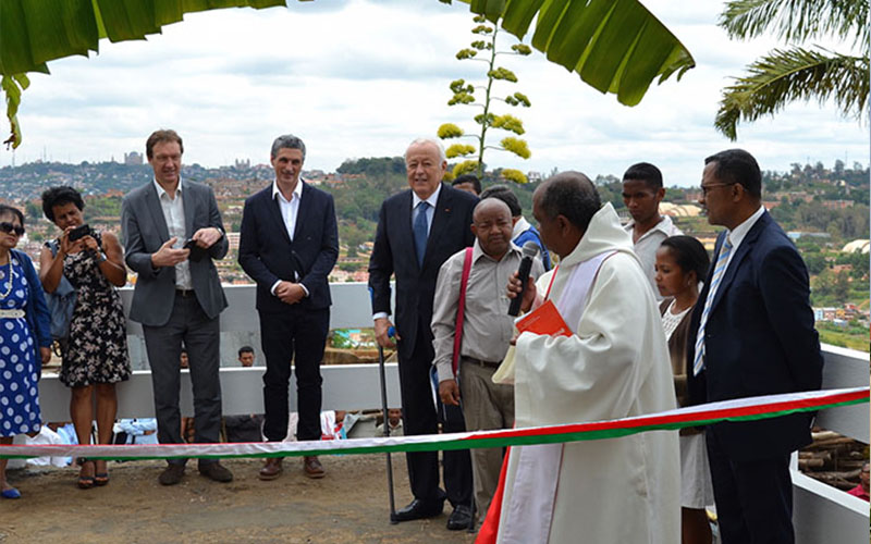 Inauguration d’une Maison à la mémoire du Docteur Bénédicte Contamin, ancienne responsable de la Fondation Mérieux à Madagascar