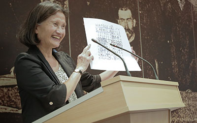 Rosanna Peeling, professeure et présidente de la recherche diagnostique et directrice de l’International Diagnostics Centre à la LSHTM.