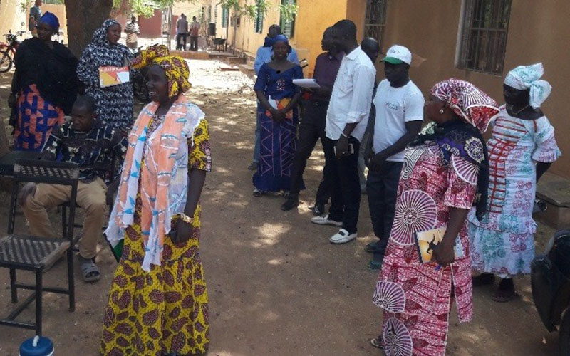 Training for health professionals in Mali on disease prevention and waste management