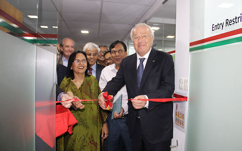 Mérieux Foundation delegation visits partners and programs in Bangladesh