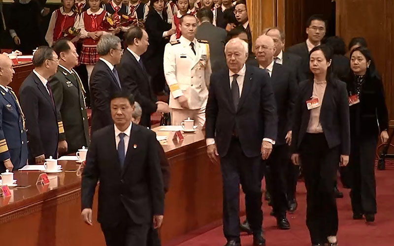 Alain Mérieux receives the prestigious Chinese Reform friendship award
