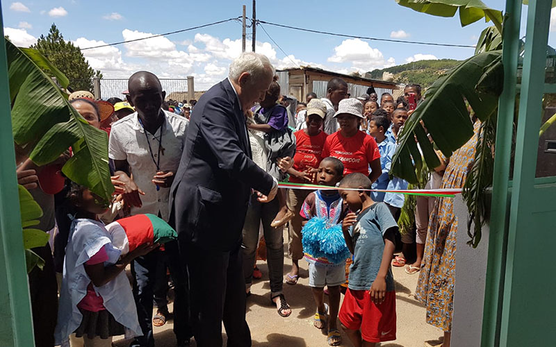 Inauguration du lycée Alain Mérieux avec l’association Akamasoa de Madagascar