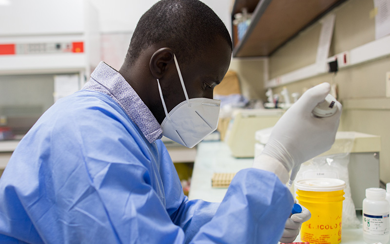 laboratory technician performing medical biology analysis