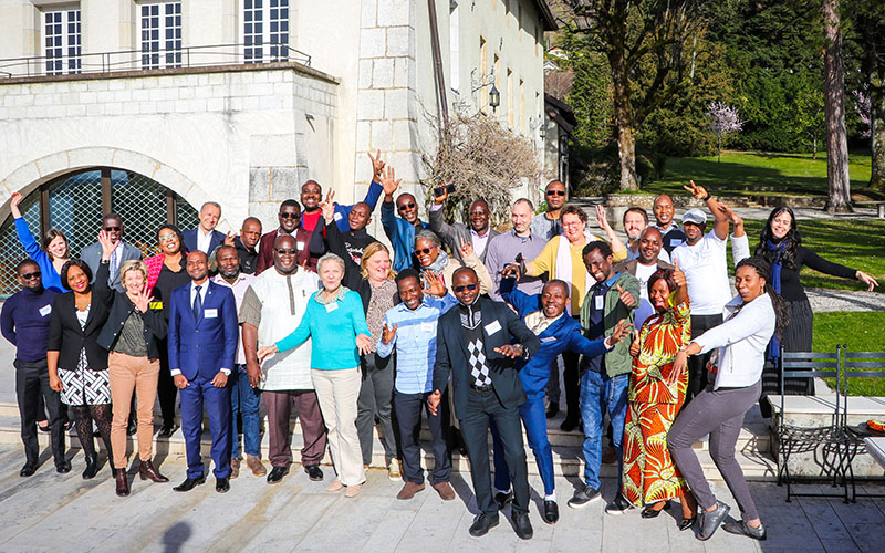 Photo de groupe des participants au cours