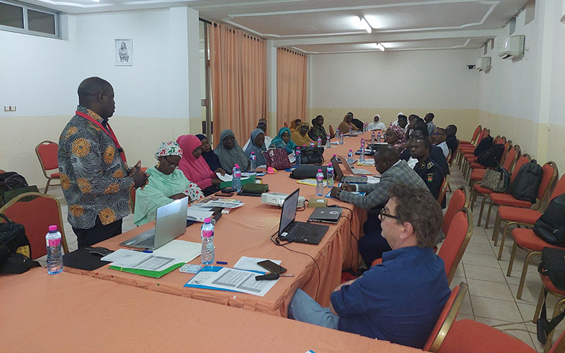 Les acteurs des projets Labo2S et de RESAOLAB se sont réunis au Niger lors d’un atelier dédié à la charge virale VIH