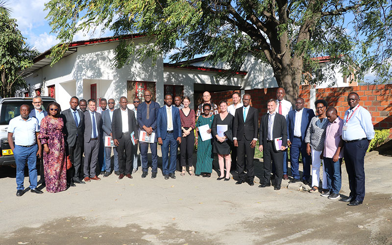 Photo de groupe prise lors de la cérémonie de lancement, le 30 mai 2023 à Bujumbura