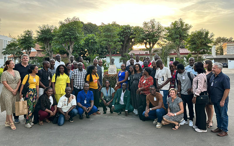 Participants in the Afro-ACDx course in front of the Institut Pasteur building in Dakar.
